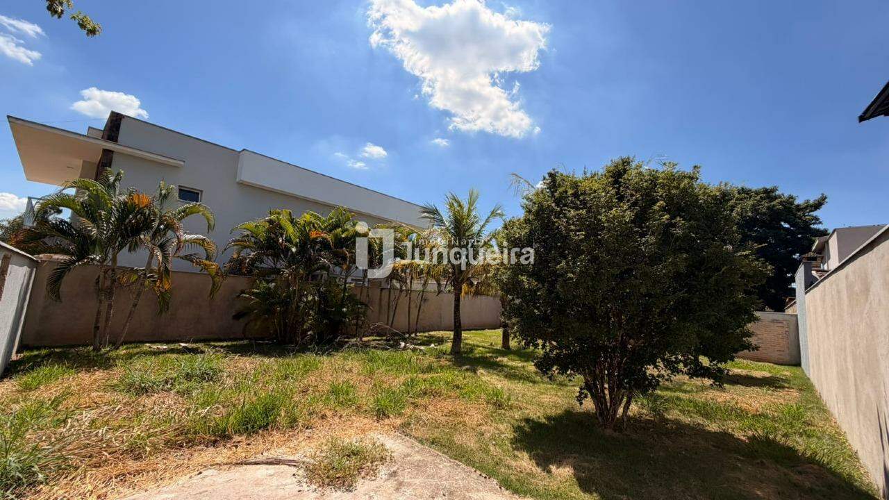 Terreno à venda, no bairro Campestre em Piracicaba - SP