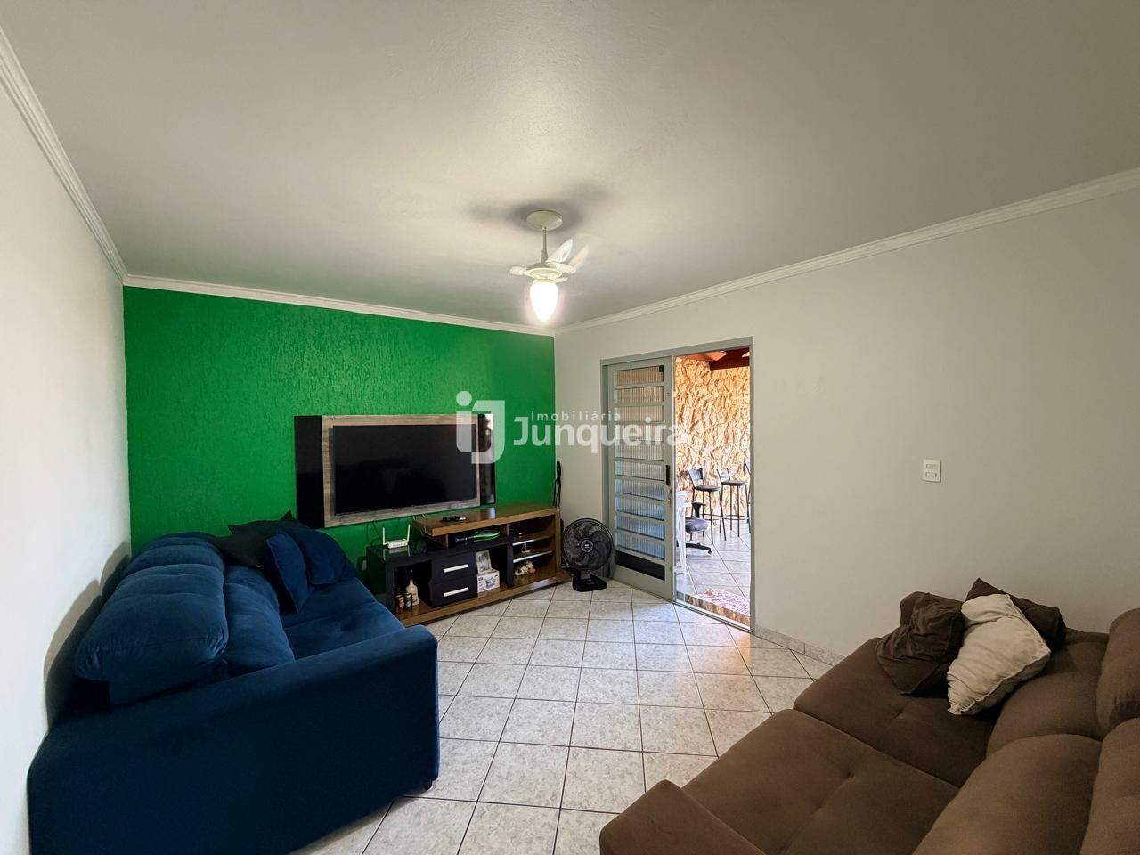 Casa à venda, 2 quartos, 2 vagas, no bairro Parque Orlanda III em Piracicaba - SP