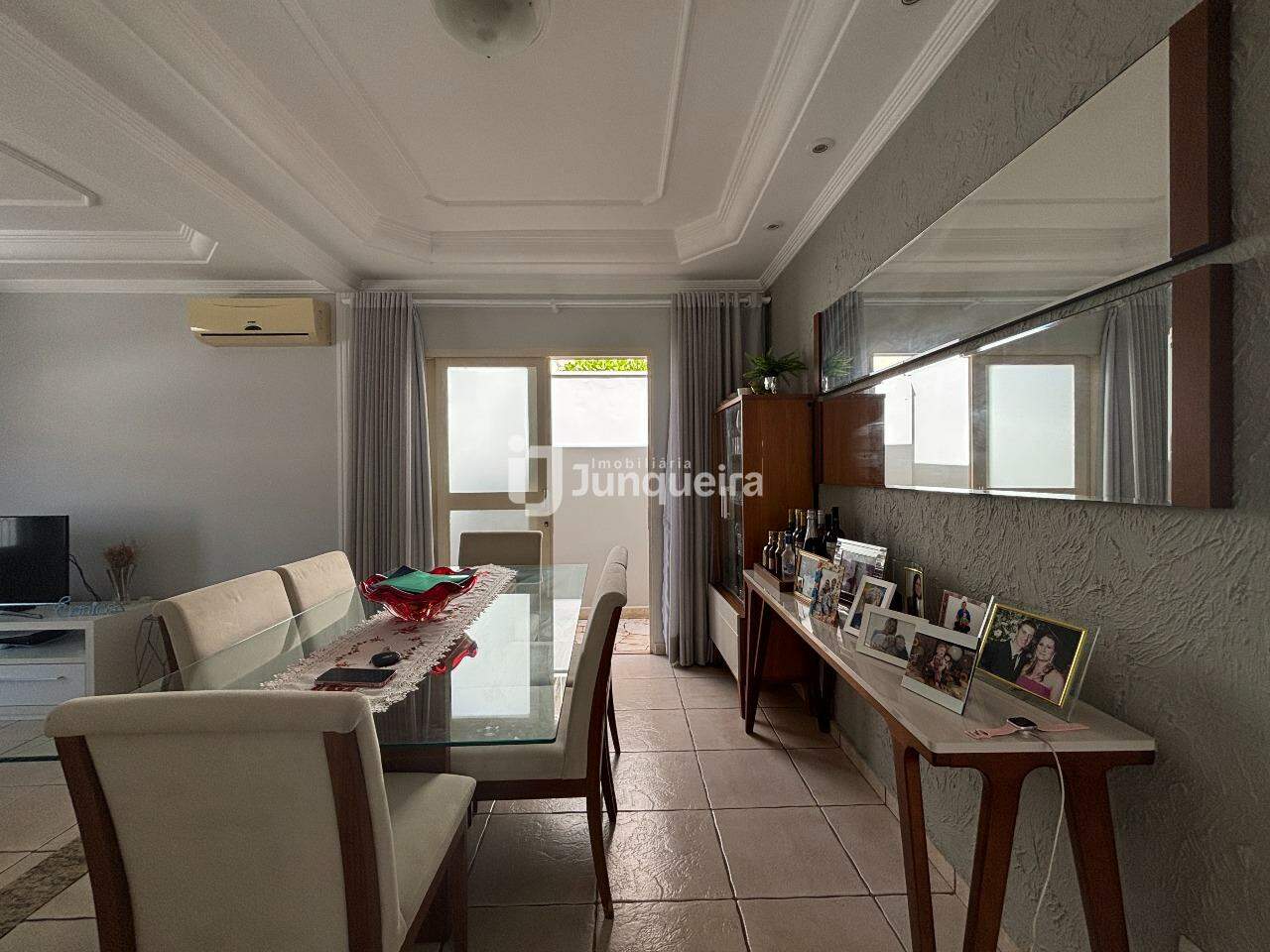 Casa em Condomínio à venda no Terras de Piracicaba IV, 3 quartos, sendo 1 suíte, 2 vagas, no bairro Terras de Piracicaba em Piracicaba - SP
