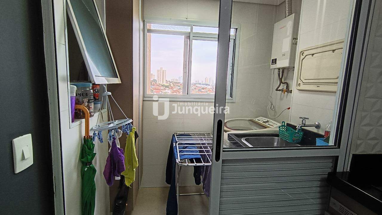 Apartamento à venda no Torres do Jardim III, 2 quartos, sendo 1 suíte, 1 vaga, no bairro Nova América em Piracicaba - SP