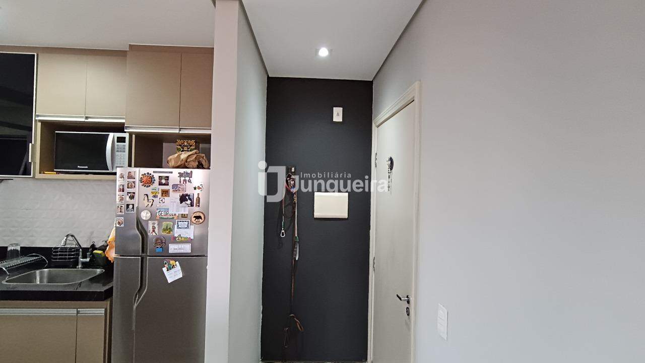 Apartamento à venda no Torres do Jardim III, 2 quartos, sendo 1 suíte, 1 vaga, no bairro Nova América em Piracicaba - SP