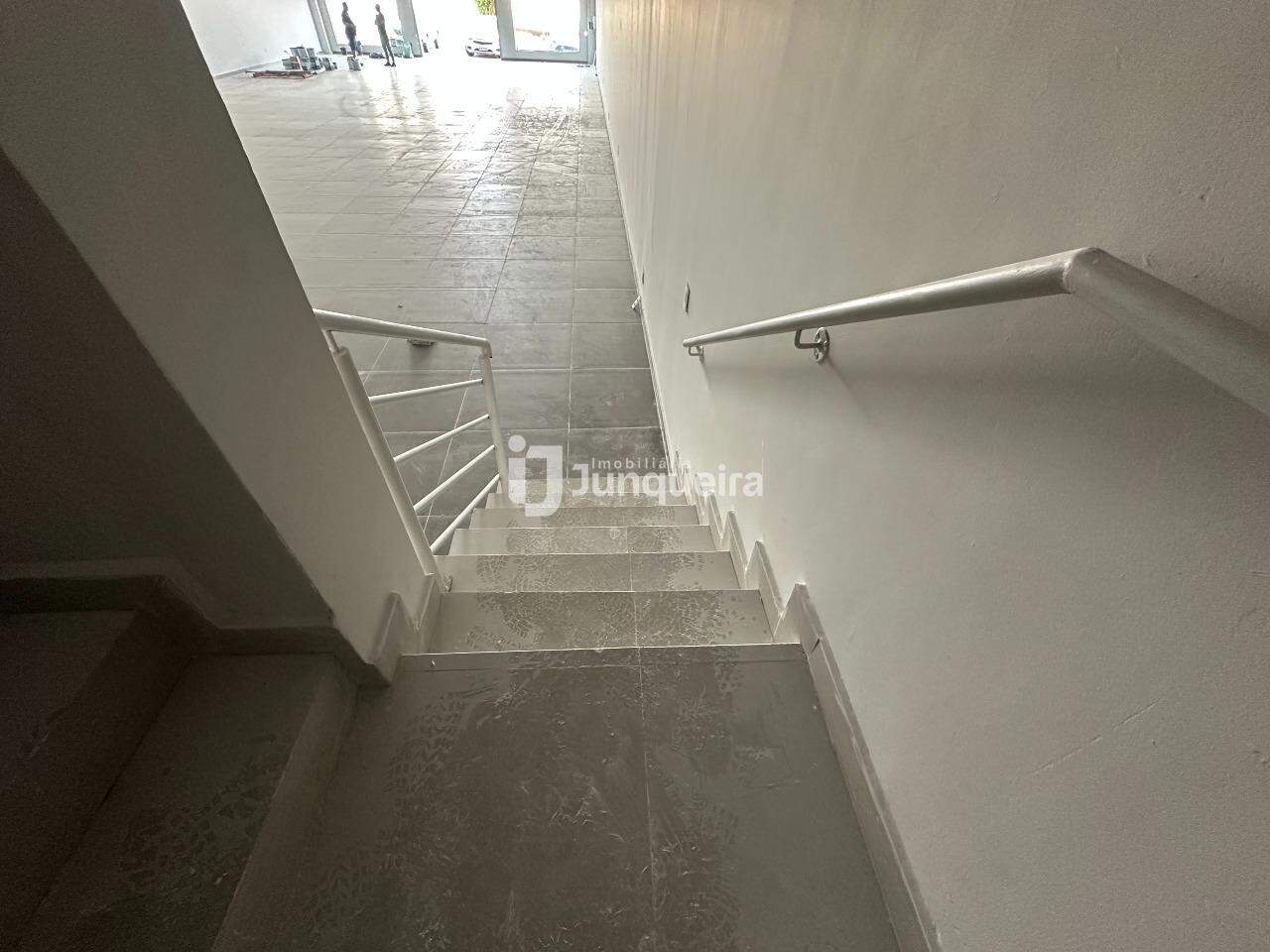 Galpão para alugar, no bairro Jardim Caxambu em Piracicaba - SP
