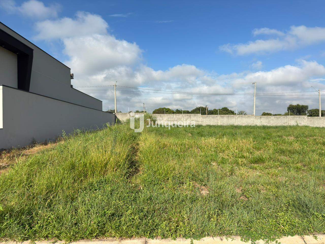 Terreno em Condomínio à venda no Belmonte, no bairro Belmonte em Piracicaba - SP