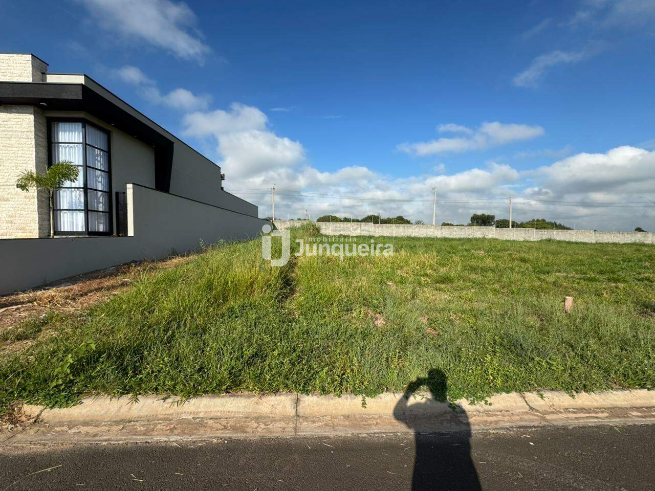 Terreno em Condomínio à venda no Belmonte, no bairro Belmonte em Piracicaba - SP