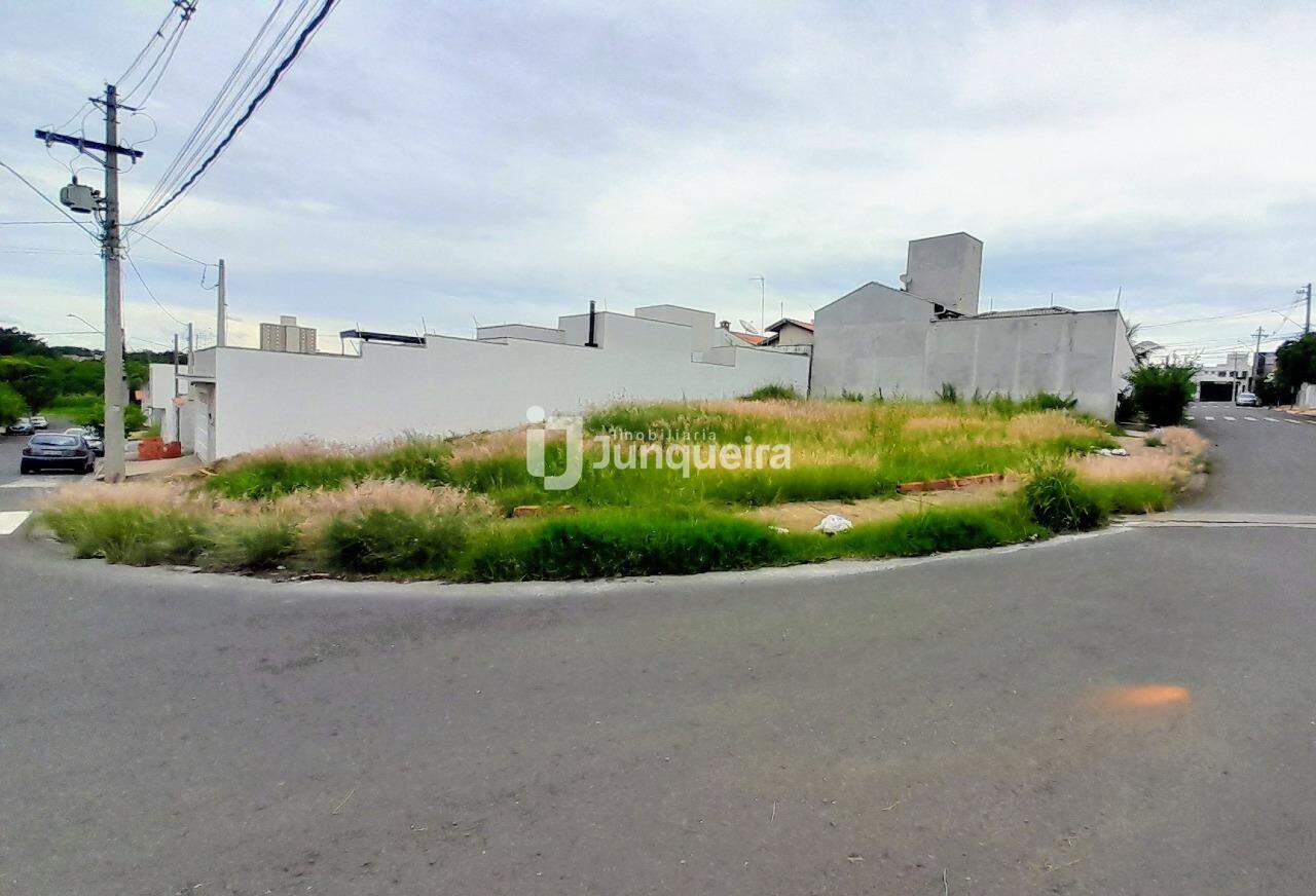 Terreno à venda, no bairro Terra Nova em Piracicaba - SP