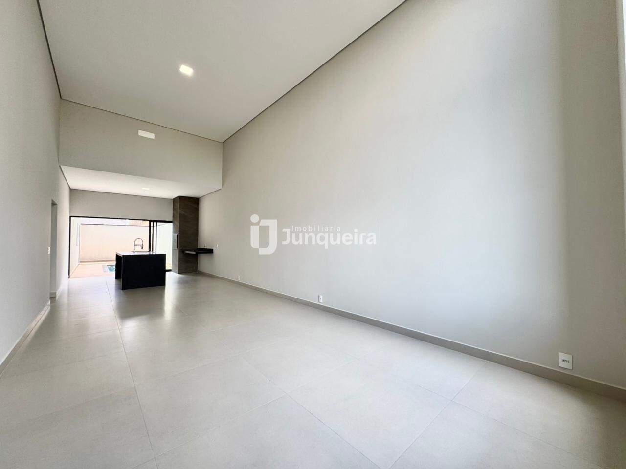 Casa em Condomínio à venda no Canadá Residencial, 3 quartos, sendo 2 suítes, 2 vagas, no bairro Canadá Residencial em Piracicaba - SP