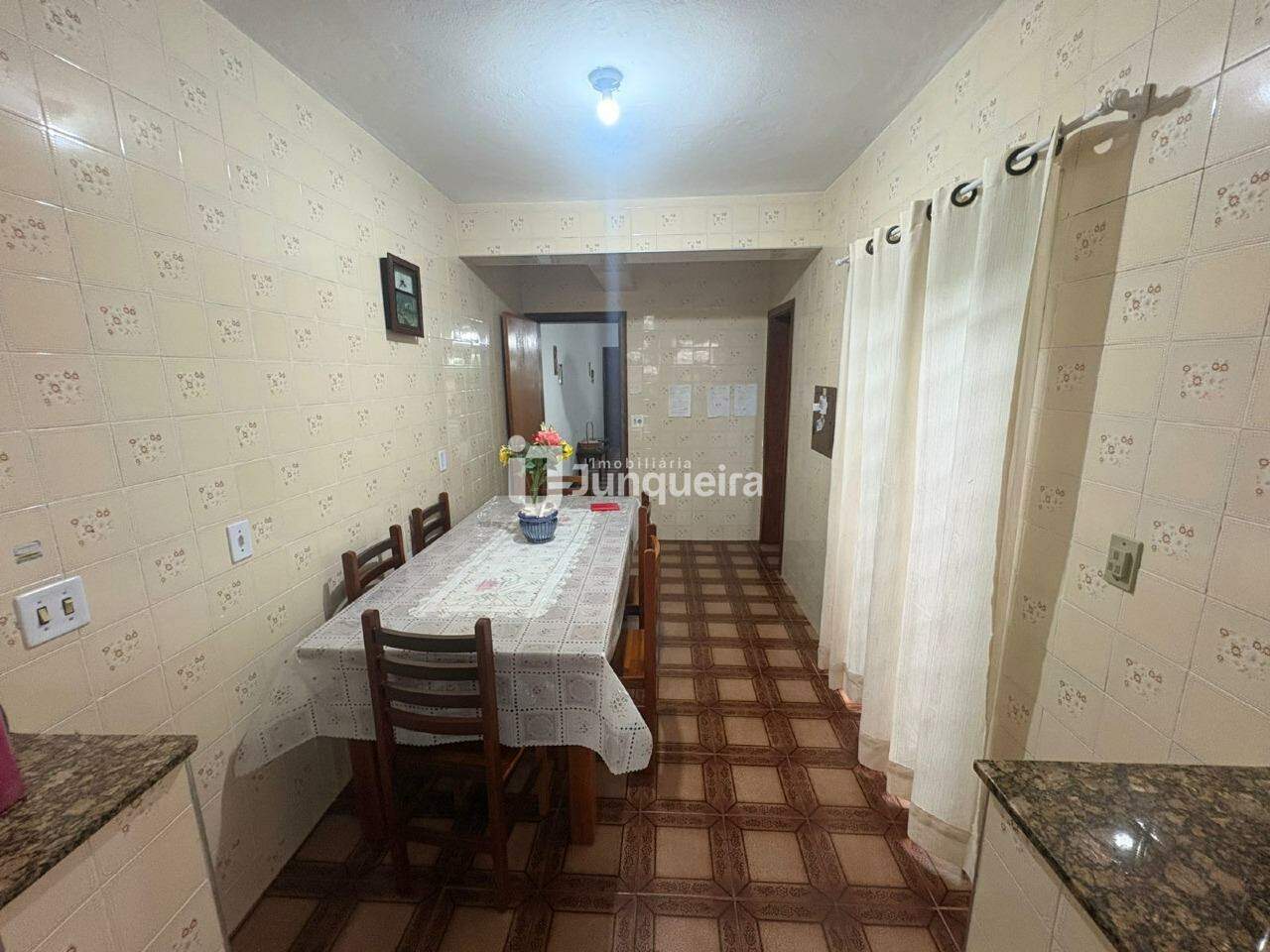 Casa à venda, 2 quartos, 2 vagas, no bairro Jardim Noiva da Colina em Piracicaba - SP