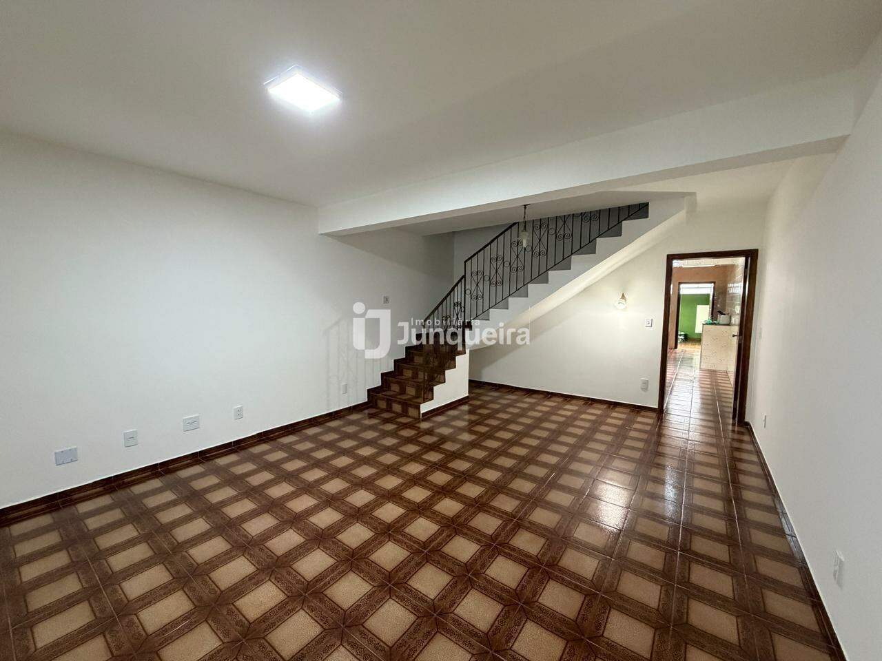 Casa à venda, 2 quartos, 2 vagas, no bairro Jardim Noiva da Colina em Piracicaba - SP