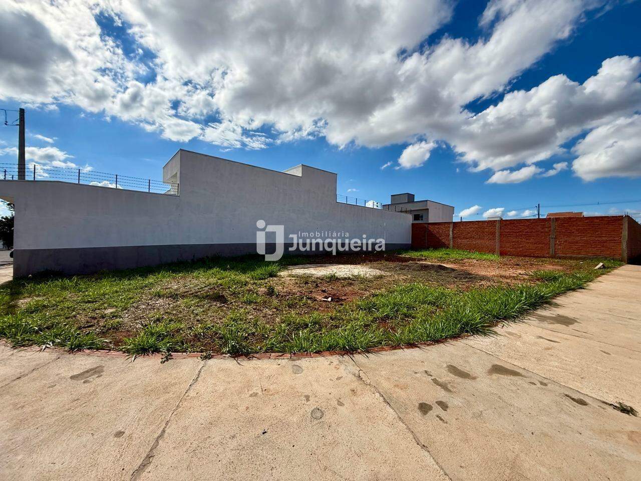 Terreno à venda, no bairro Campestre em Piracicaba - SP