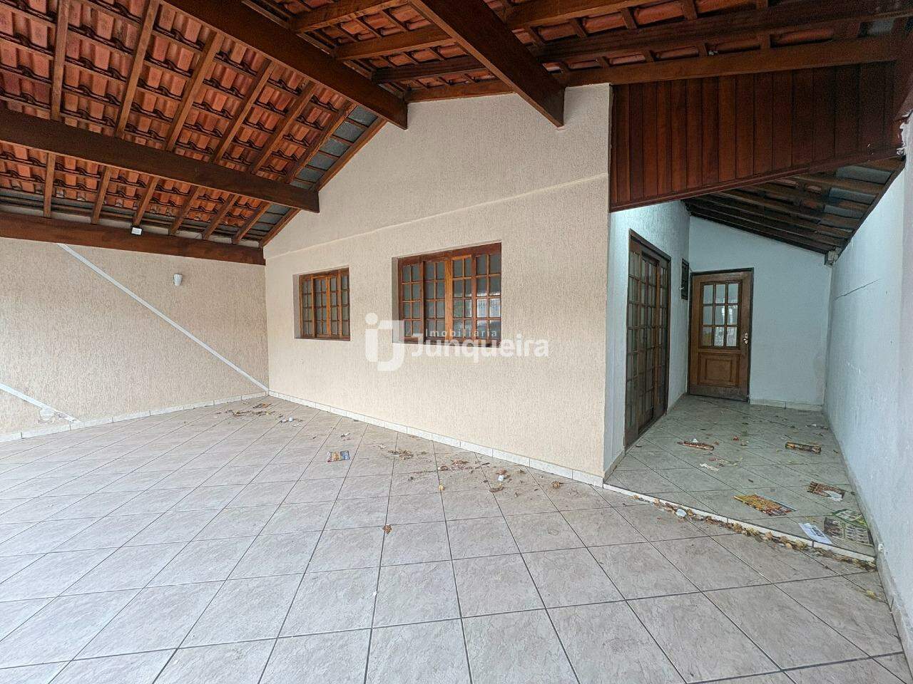 Casa à venda, 3 quartos, 3 vagas, no bairro Piracicamirim em Piracicaba - SP
