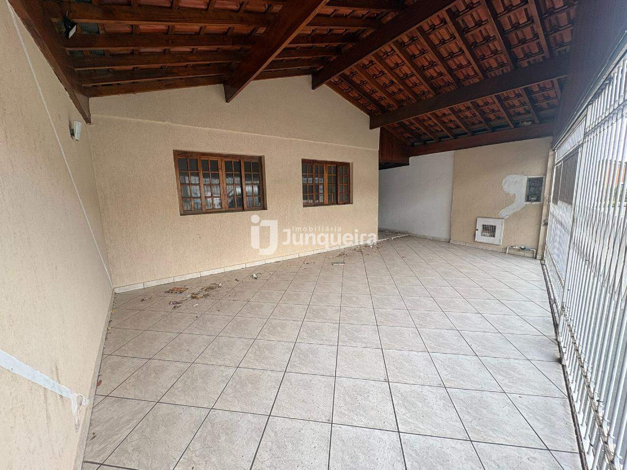 Casa à venda, 3 quartos, 3 vagas, no bairro Piracicamirim em Piracicaba - SP