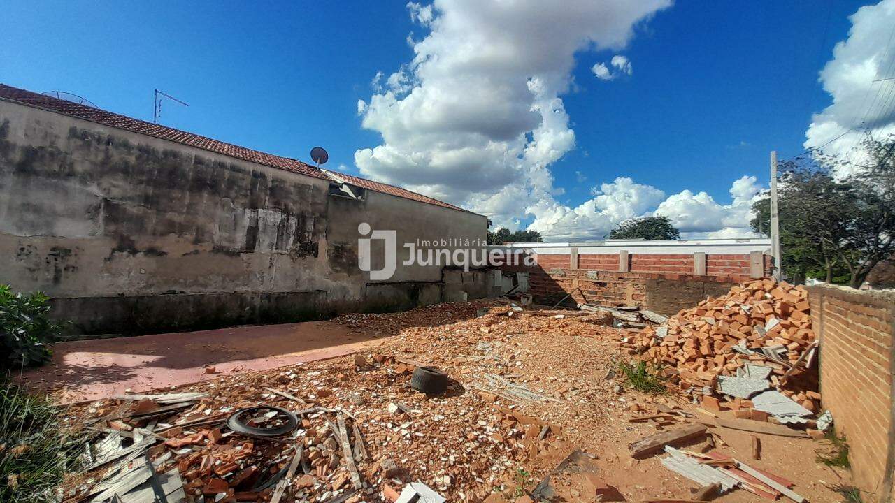 Terreno à venda, no bairro Paulista em Piracicaba - SP