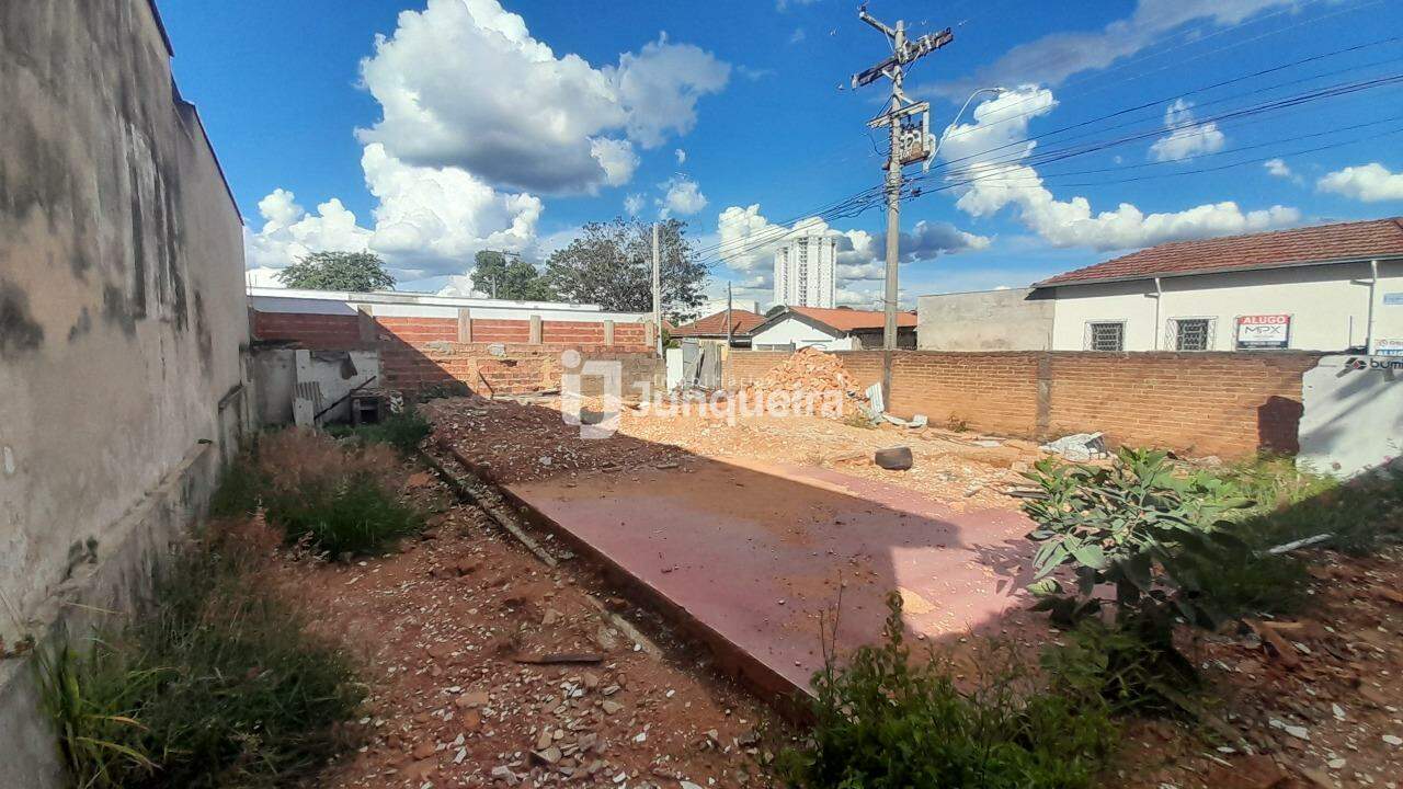 Terreno à venda, no bairro Paulista em Piracicaba - SP