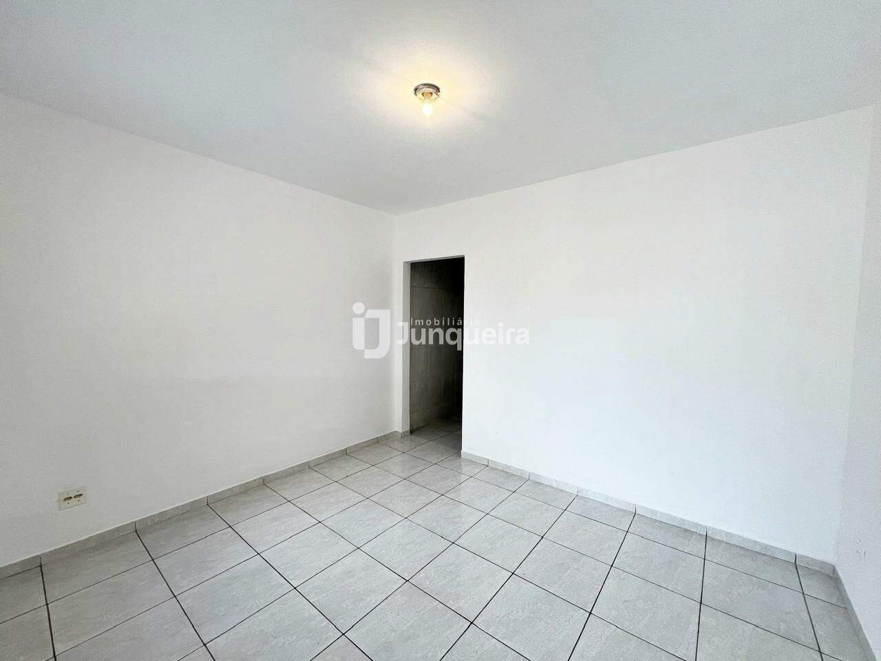 Casa à venda, 2 quartos, 1 vaga, no bairro Vila Sônia em Piracicaba - SP