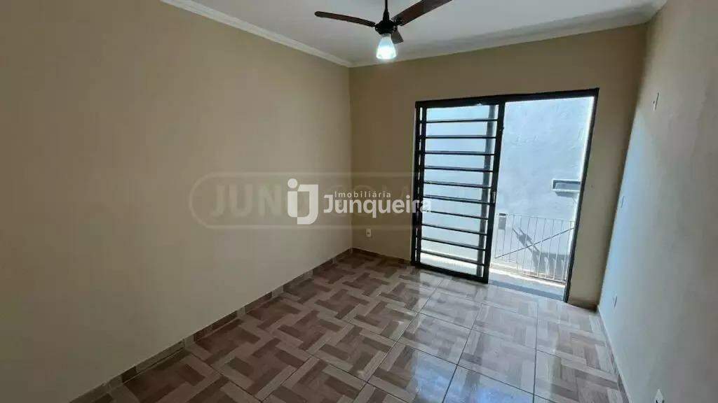 Casa à venda, 2 quartos, sendo 1 suíte, 2 vagas, no bairro Jardim São Carlos em Rio das Pedras - SP