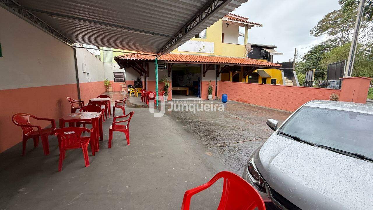 Salão para alugar, no bairro Monte Líbano em Piracicaba - SP