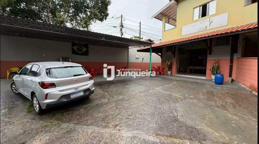 Salão para alugar, no bairro Monte Líbano em Piracicaba - SP