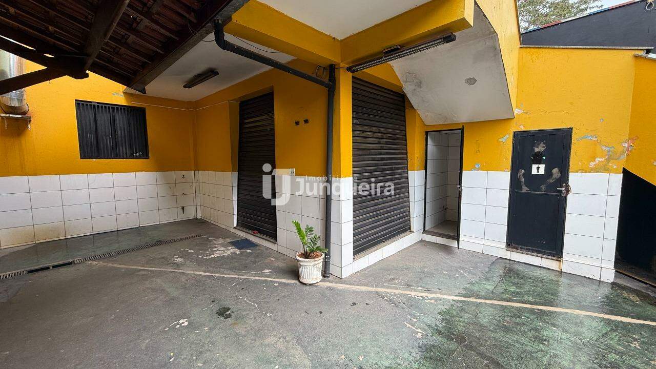 Salão para alugar, no bairro Monte Líbano em Piracicaba - SP