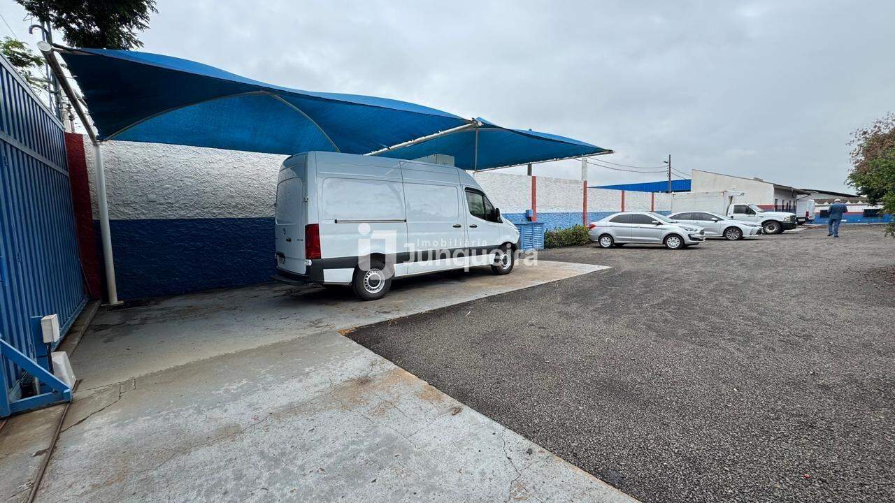Galpão à venda, 2 quartos, no bairro São Jorge em Piracicaba - SP