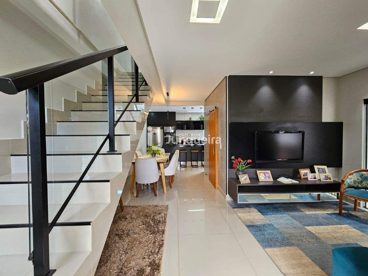 Casa em Condomínio à venda no Park Unimep Taquaral, 2 quartos, sendo 1 suíte, 4 vagas, no bairro Park Unimep Taquaral  em Piracicaba - SP
