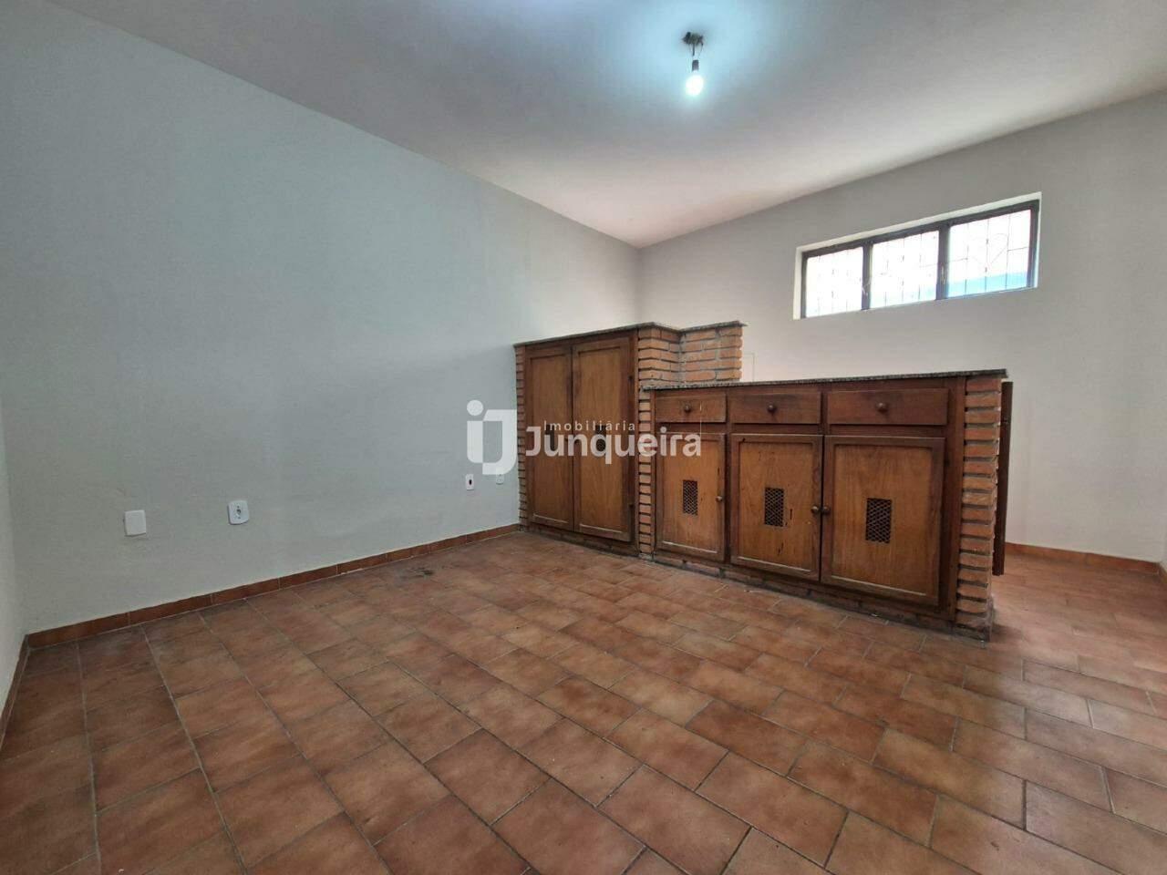 Casa à venda, 2 quartos, sendo 1 suíte, no bairro Alto em Piracicaba - SP