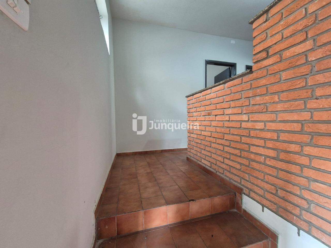 Casa à venda, 2 quartos, sendo 1 suíte, no bairro Alto em Piracicaba - SP