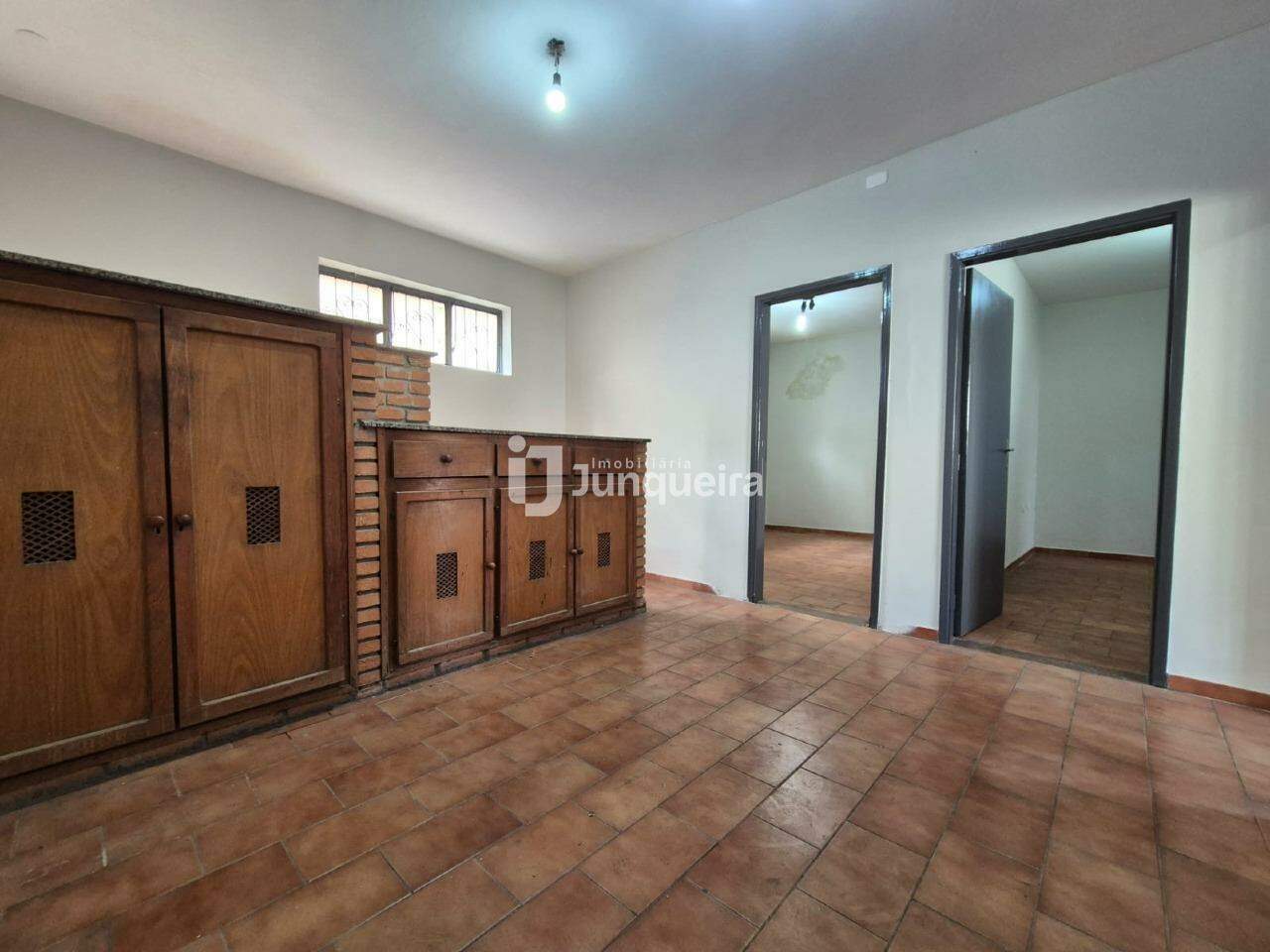 Casa à venda, 2 quartos, sendo 1 suíte, no bairro Alto em Piracicaba - SP