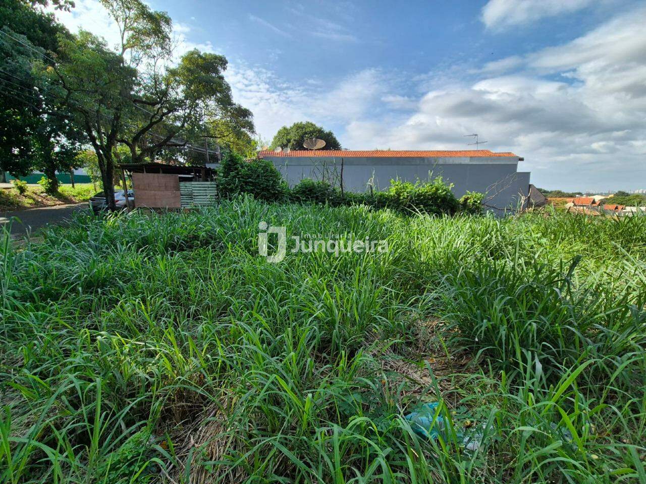 Terreno à venda, no bairro Santa Rosa Ipês em Piracicaba - SP