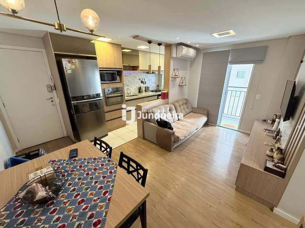 Apartamento à venda no Residencial Por do Sol, 2 quartos, 1 vaga, no bairro Morumbi em Piracicaba - SP