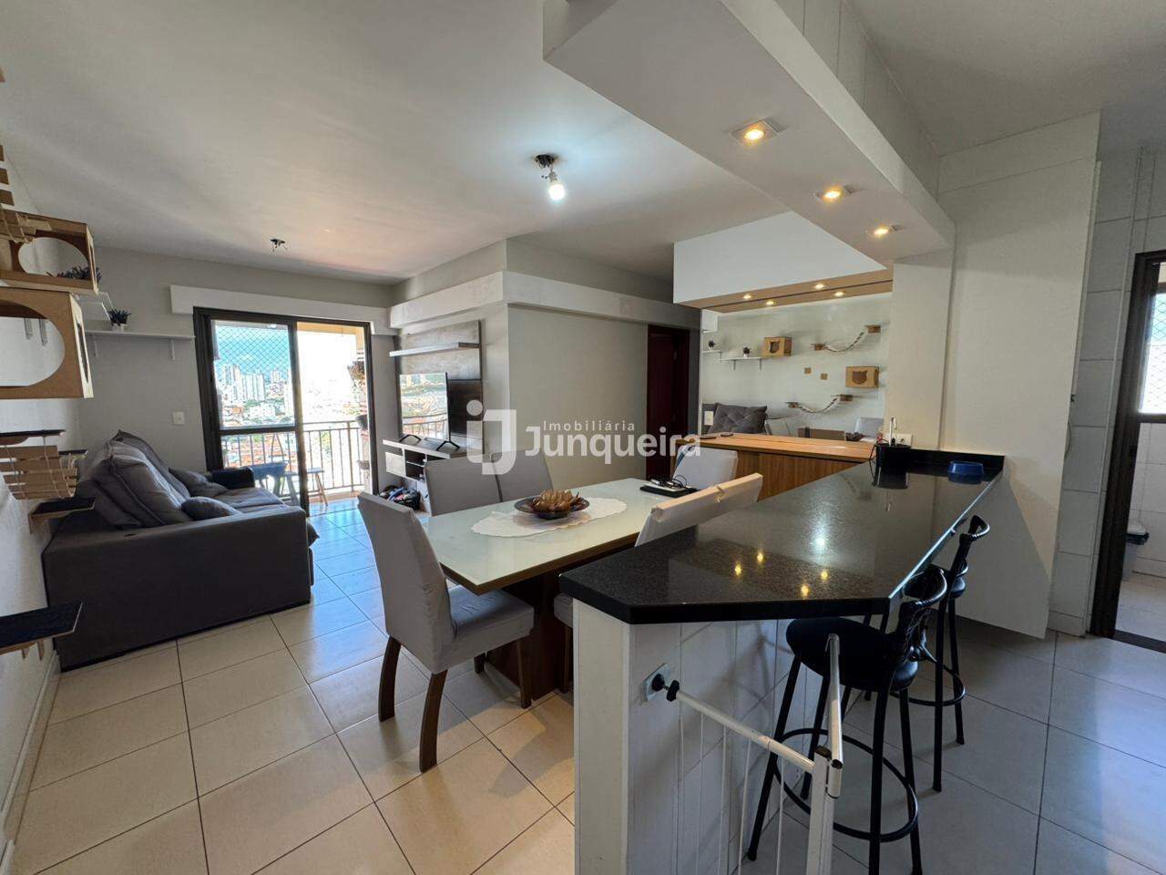 Apartamento à venda no Dona Odila, 3 quartos, sendo 1 suíte, 2 vagas, no bairro São Dimas em Piracicaba - SP