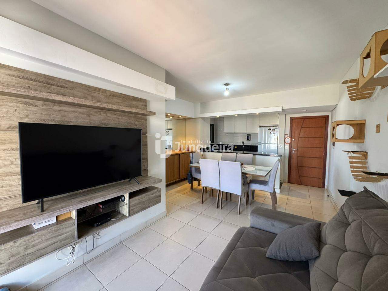 Apartamento à venda no Dona Odila, 3 quartos, sendo 1 suíte, 2 vagas, no bairro São Dimas em Piracicaba - SP