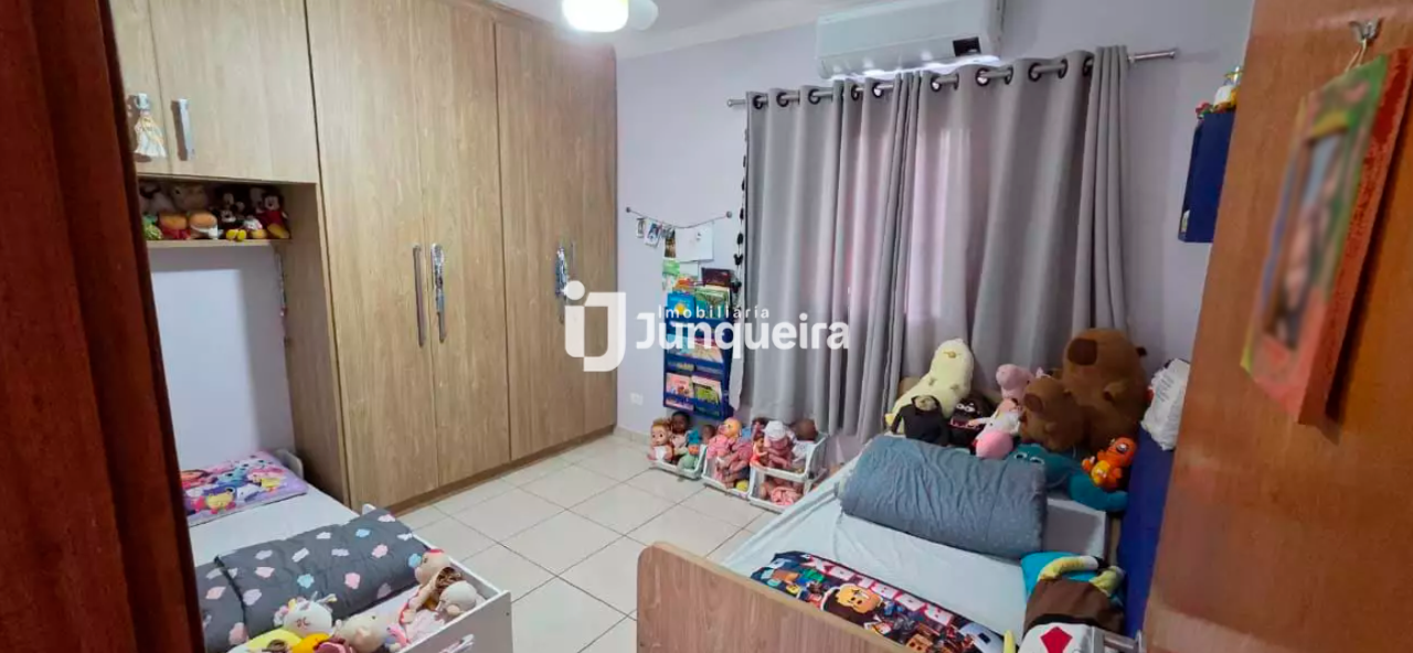 Casa à venda, 2 quartos, sendo 1 suíte, 2 vagas, no bairro Parque Nossa Senhora das Graças em Piracicaba - SP