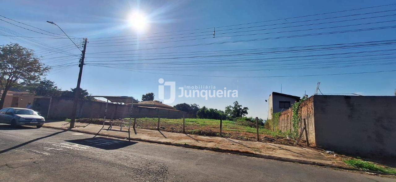Terreno à venda, no bairro Vale do Sol em Piracicaba - SP