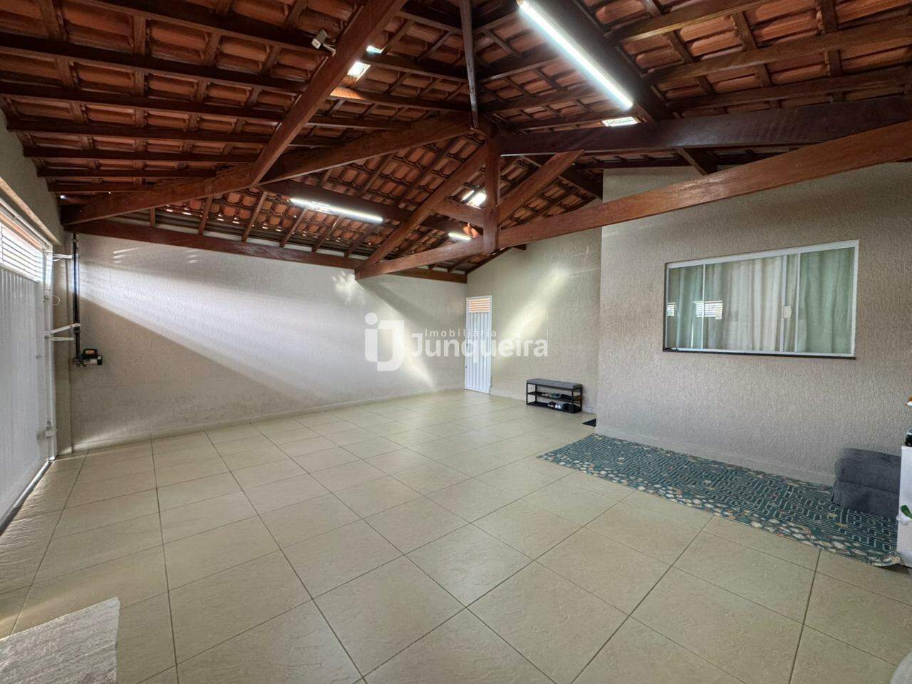 Casa à venda, 2 quartos, sendo 1 suíte, 2 vagas, no bairro RESIDENCIAL ALTOS DO TAQUARAL em Piracicaba - SP