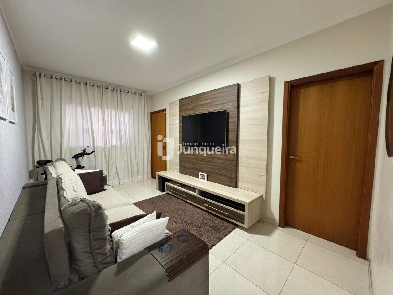 Casa à venda, 2 quartos, sendo 1 suíte, 2 vagas, no bairro RESIDENCIAL ALTOS DO TAQUARAL em Piracicaba - SP