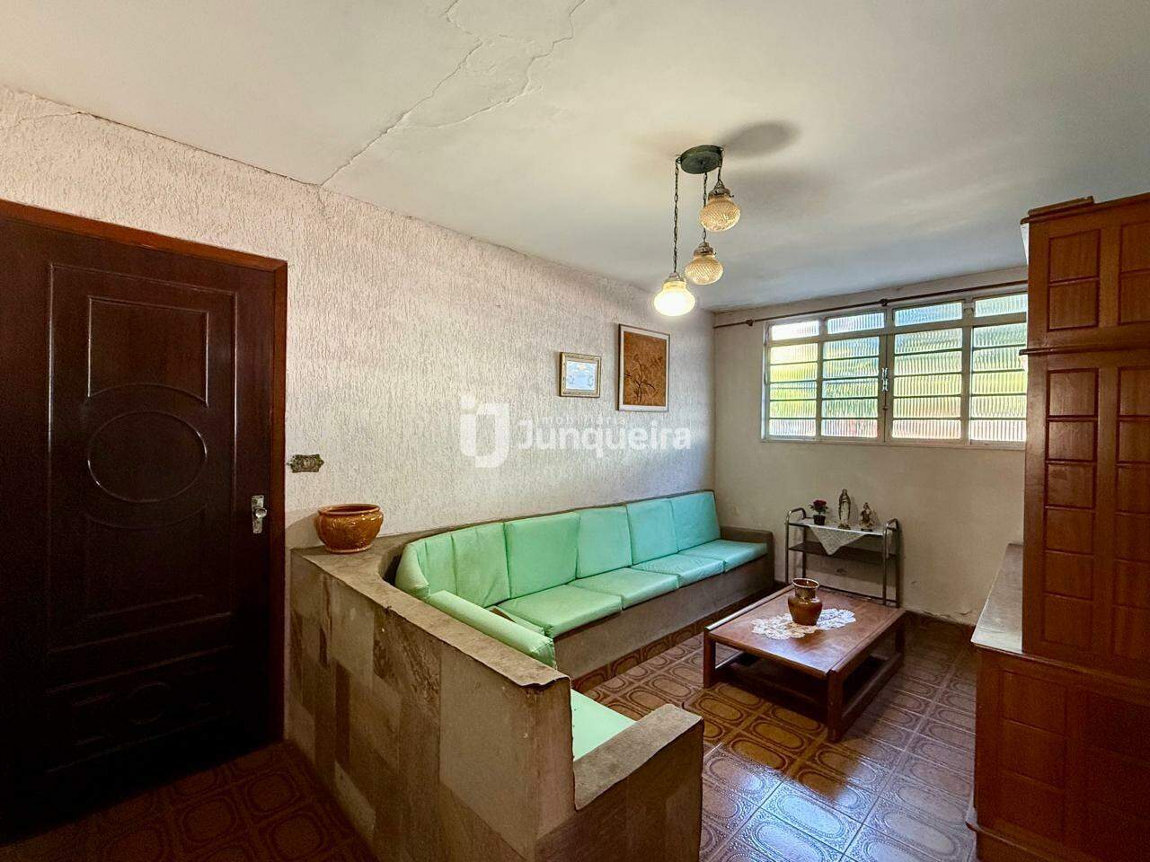 Casa Comercial à venda, 3 quartos, 2 vagas, no bairro Vila Rezende em Piracicaba - SP