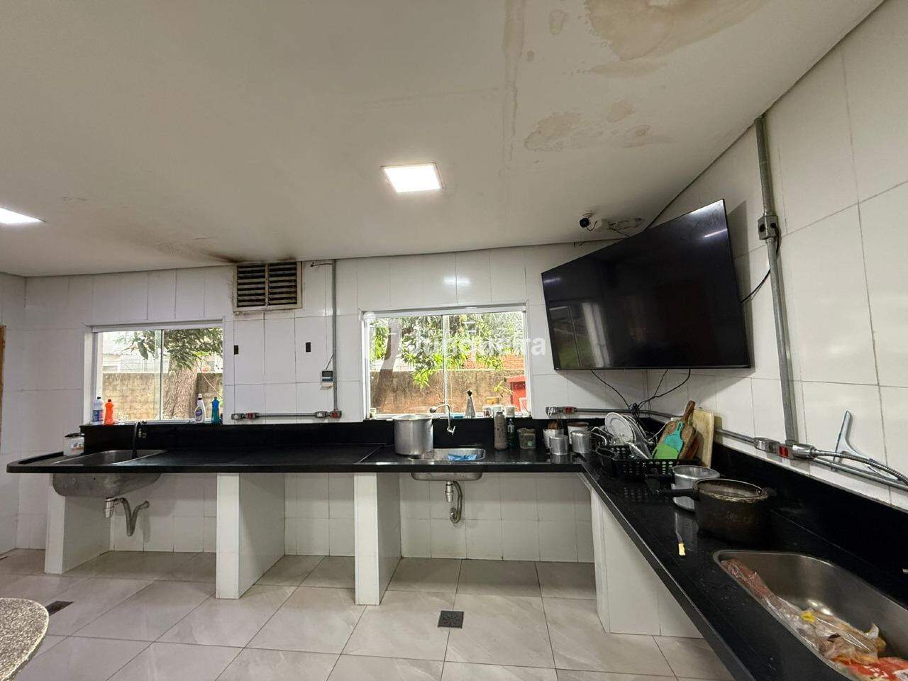 Chácara à venda, 4 quartos, sendo 2 suítes, 25 vagas, no bairro Unileste em Piracicaba - SP