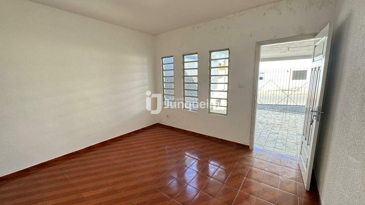 Casa à venda, 2 quartos, 1 vaga, no bairro Jardim Caxambu em Piracicaba - SP