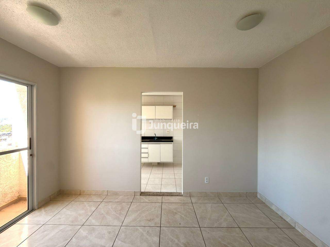 Apartamento à venda no Torres do Jardim III, 2 quartos, 1 vaga, no bairro Nova América em Piracicaba - SP