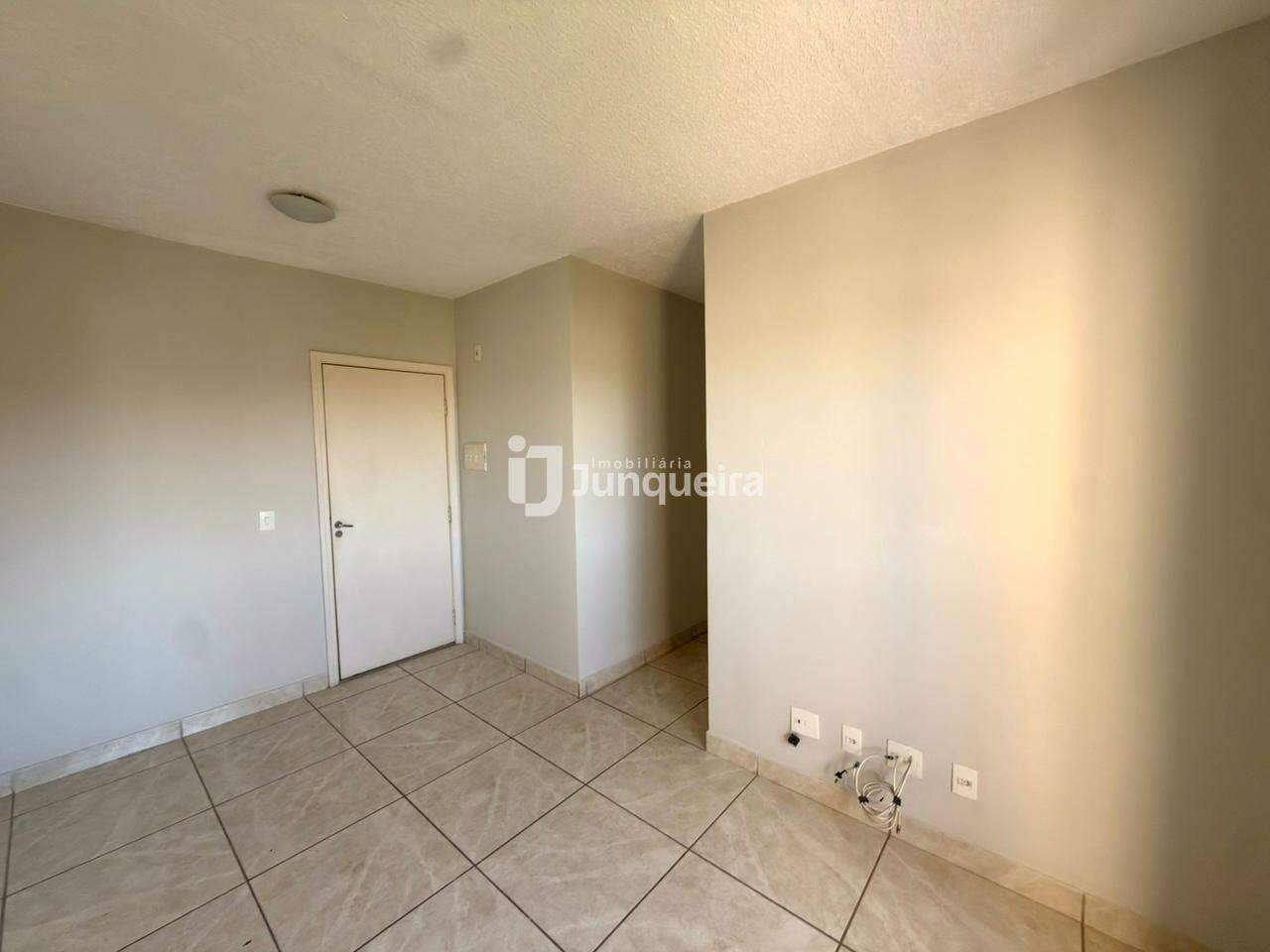 Apartamento à venda no Torres do Jardim III, 2 quartos, 1 vaga, no bairro Nova América em Piracicaba - SP