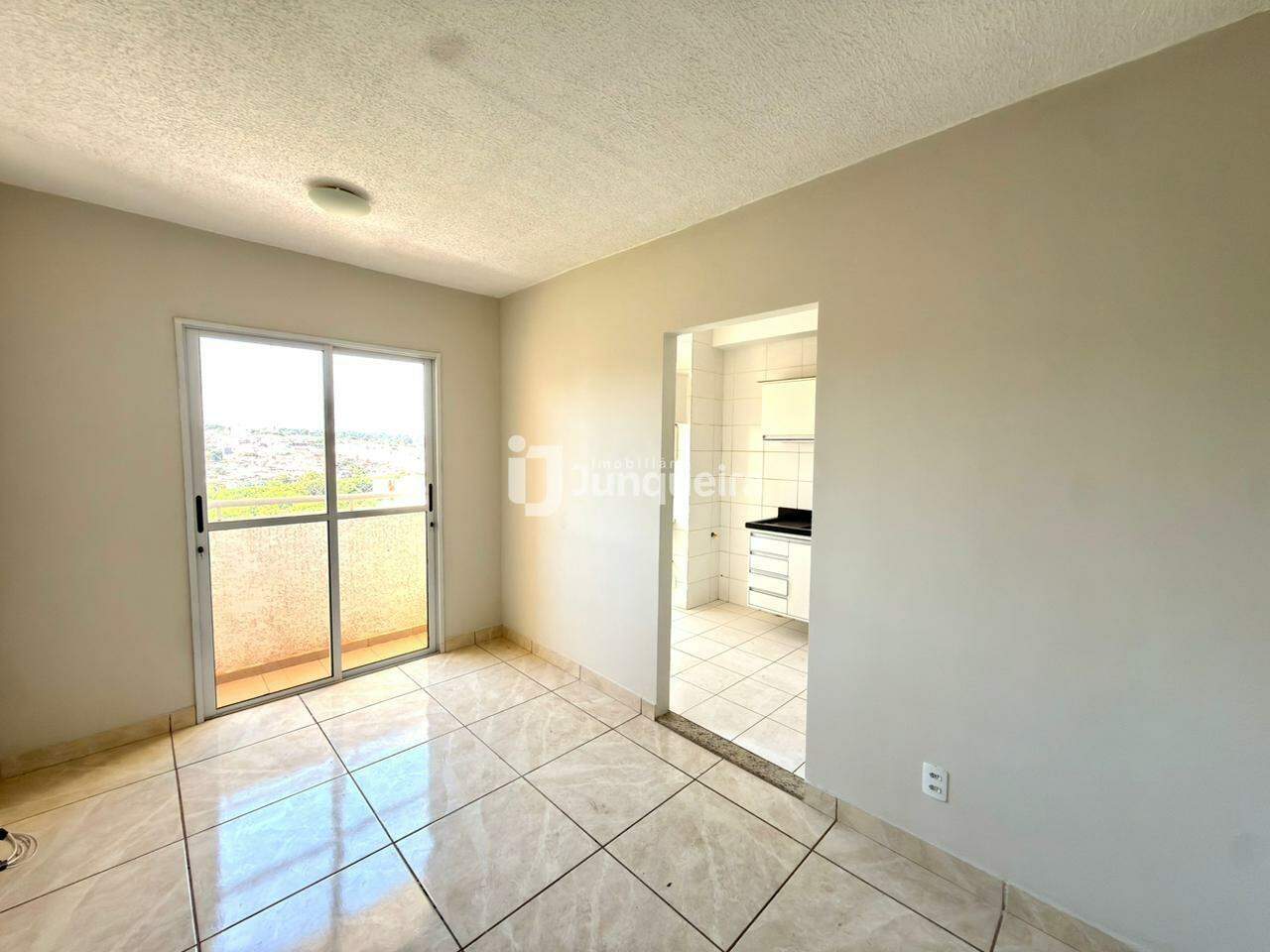Apartamento à venda no Torres do Jardim III, 2 quartos, 1 vaga, no bairro Nova América em Piracicaba - SP