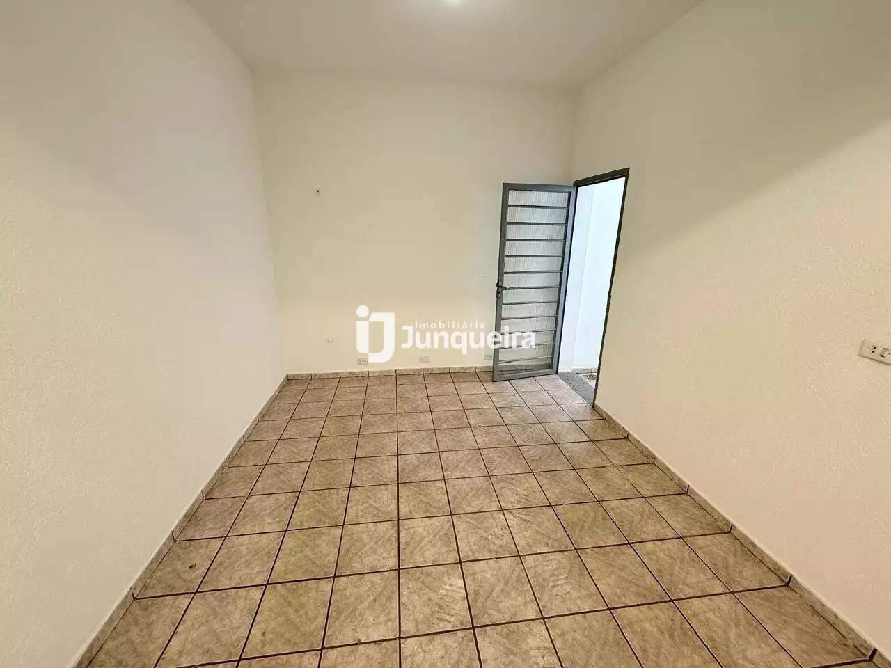 Casa Comercial à venda, 17 quartos, no bairro Centro em Piracicaba - SP