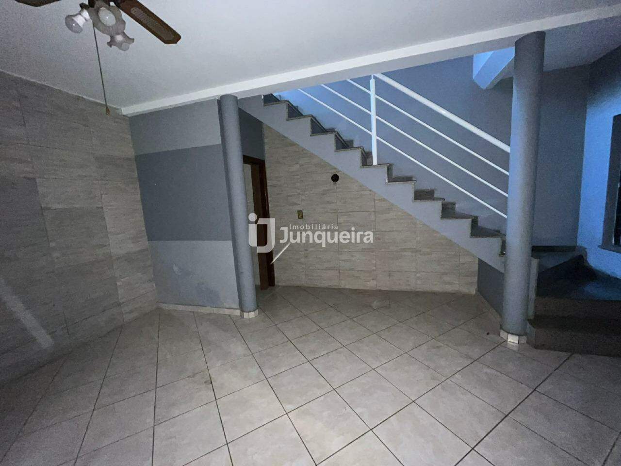 Casa para alugar, 2 quartos, sendo 1 suíte, 2 vagas, no bairro Jardim Algodoal em Piracicaba - SP
