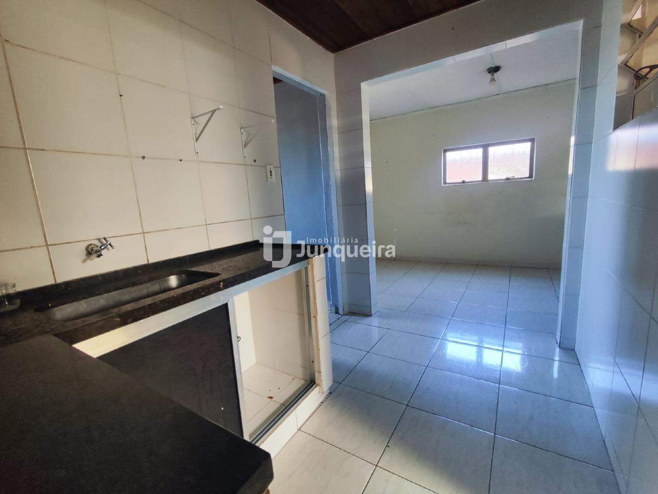 Casa à venda, 3 quartos, 2 vagas, no bairro Vila Kennedy em Rio das Pedras - SP