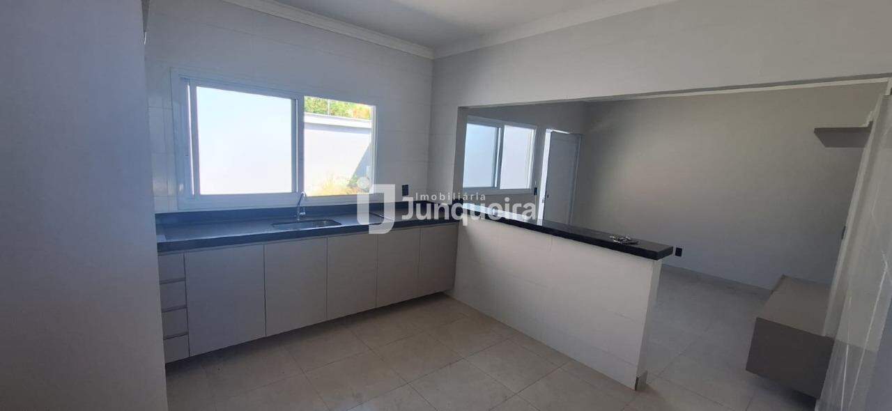 Casa à venda, 3 quartos, sendo 1 suíte, 2 vagas, no bairro Loteamento Vem Viver Piracicaba I em Piracicaba - SP