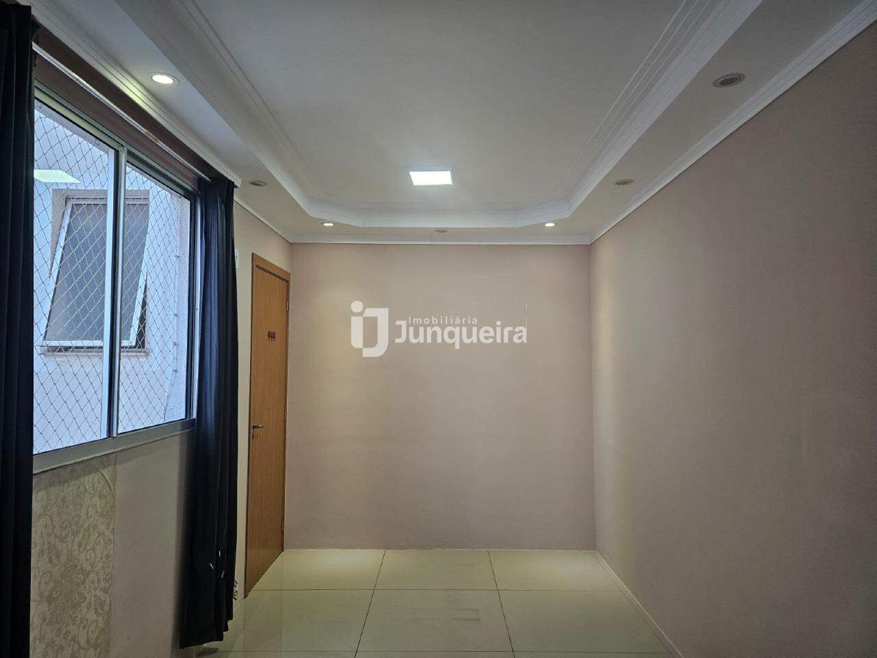 Apartamento para alugar, 2 quartos, 1 vaga, no bairro Pompéia em Piracicaba - SP