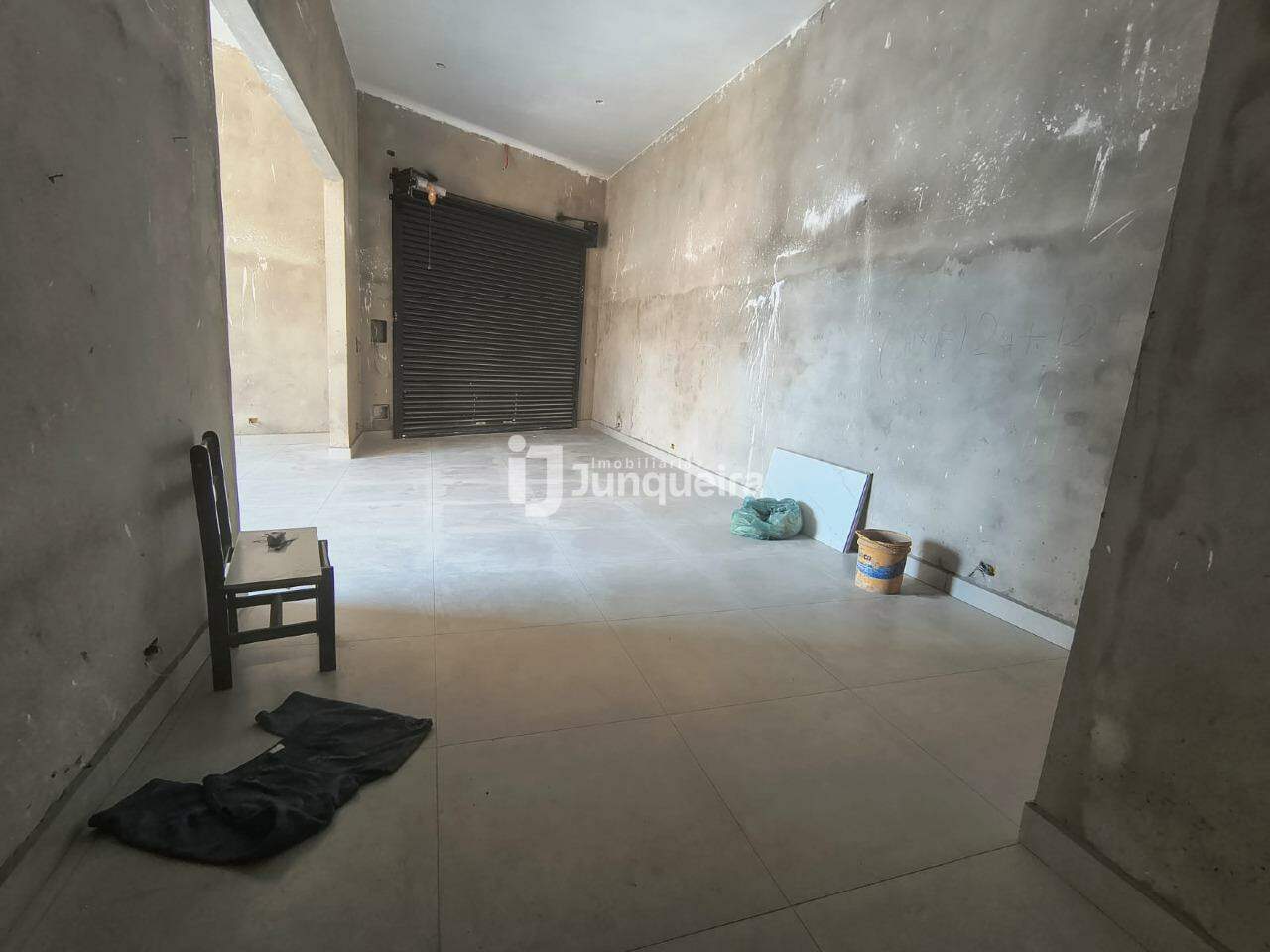 Prédio Comercial para alugar, 2 vagas, no bairro Residencial Paineiras em Piracicaba - SP