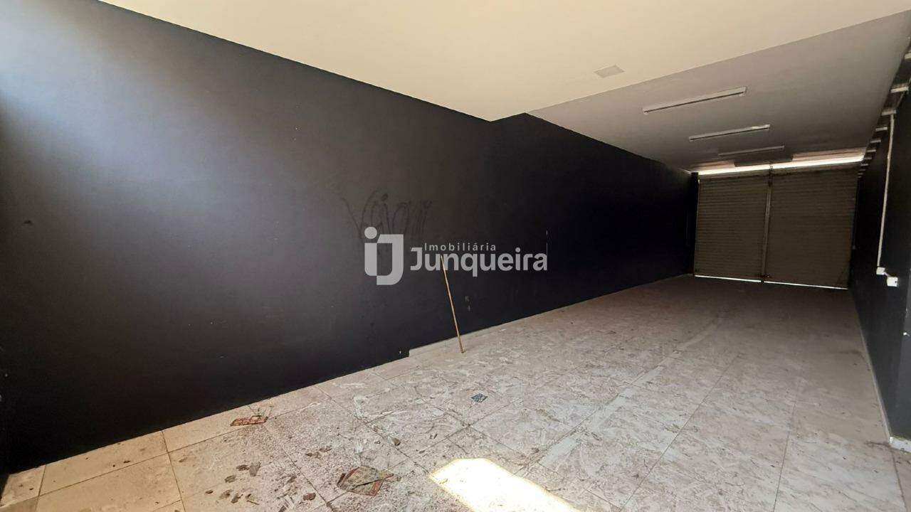 Salão para alugar, no bairro Santa Terezinha em Piracicaba - SP