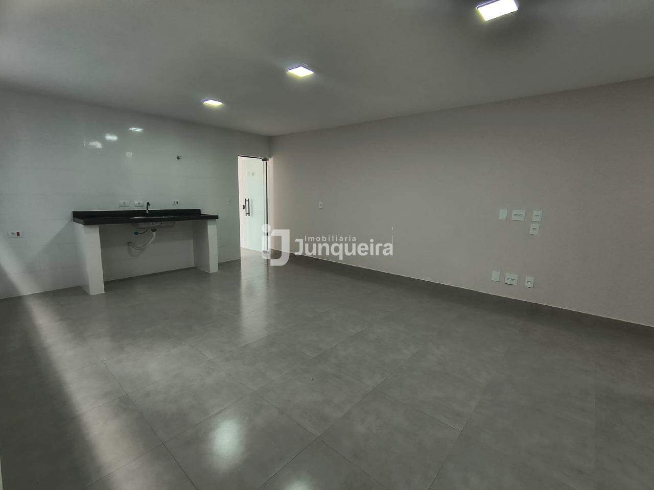Casa para alugar, 1 quarto, no bairro Campestre em Piracicaba - SP