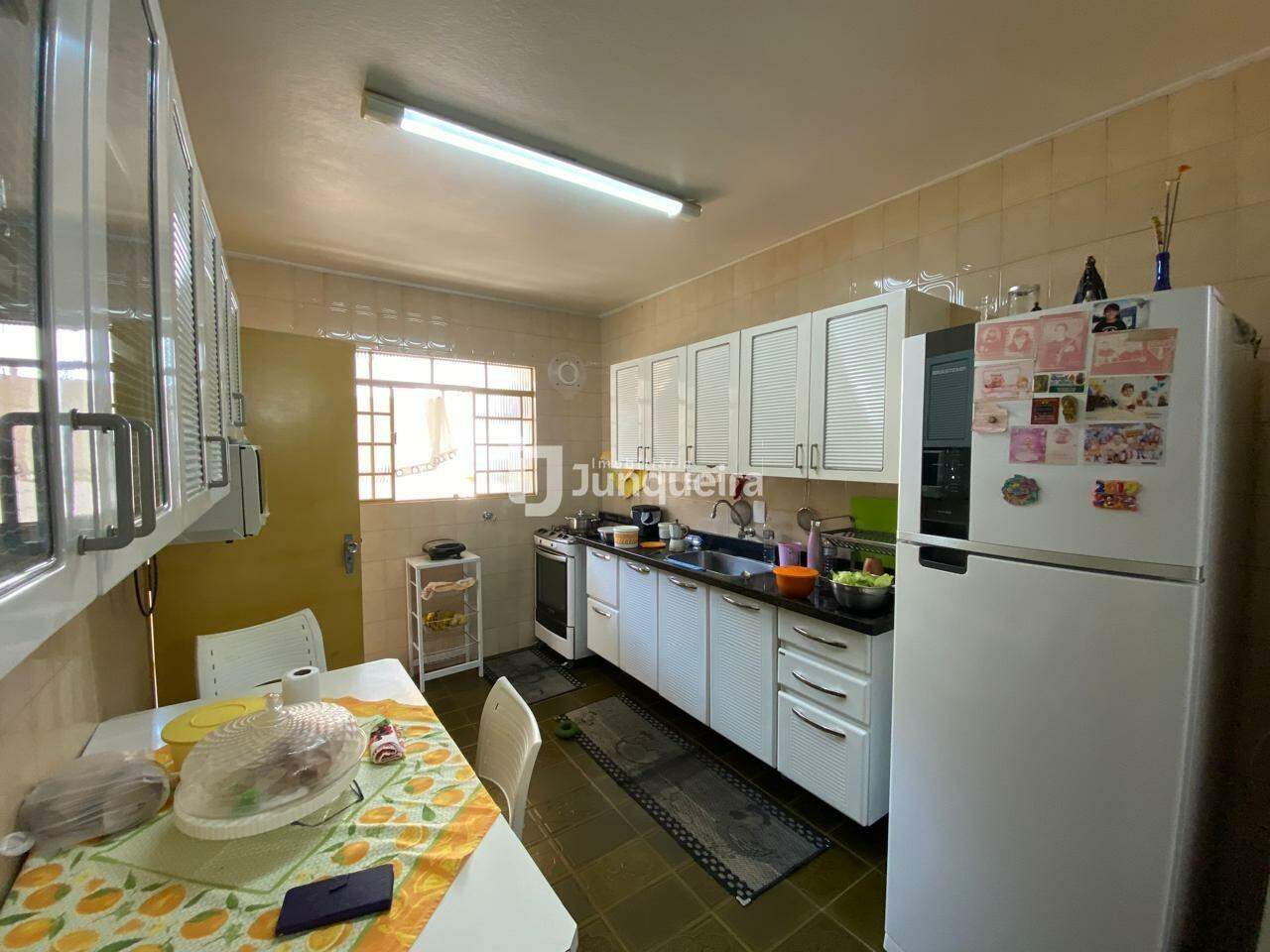 Casa à venda, 3 quartos, no bairro Vila Rezende em Piracicaba - SP